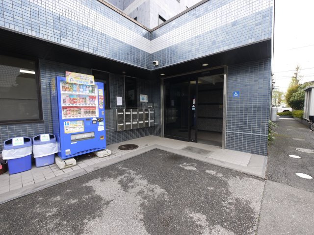 ストーンフィールドビル【事務所テナント】のエントランス|裏口エントランス