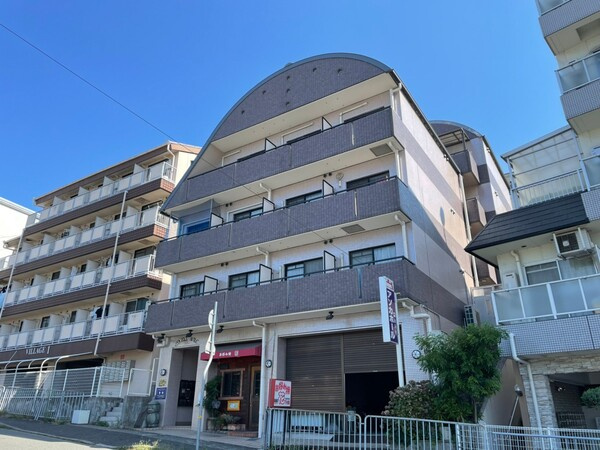 ロイヤルアーク