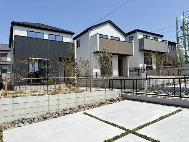 Terrechez天白区土原2期｜名古屋市の戸建ならホームアップの駐車場|並列2台駐車可能