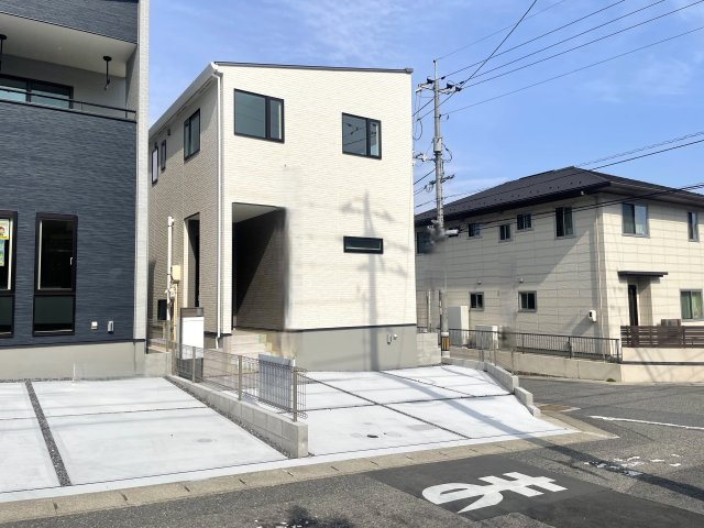 佐佐伯区薬師が丘二丁目　№35424の外観|日当たり良好。
駐車場2台可能です。