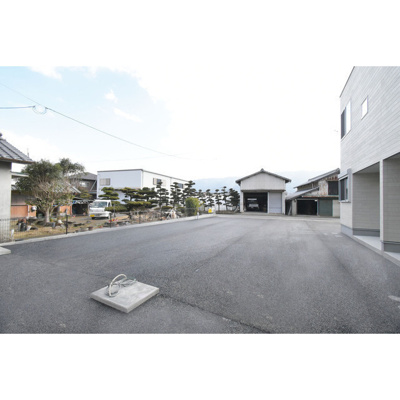 【駐車場】 | K-IDEAL久留米Ⅰ | 駐車場があるので、車を買う予定の方も安心です