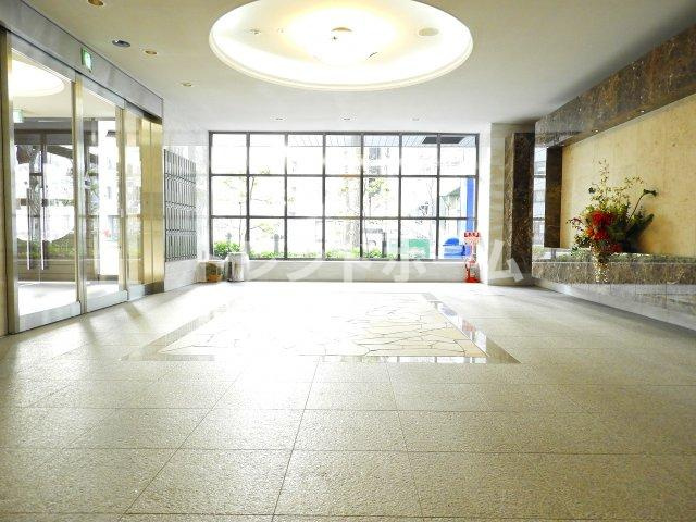 アスヴェル江戸堀のエントランス|選べる家電プランあり！！