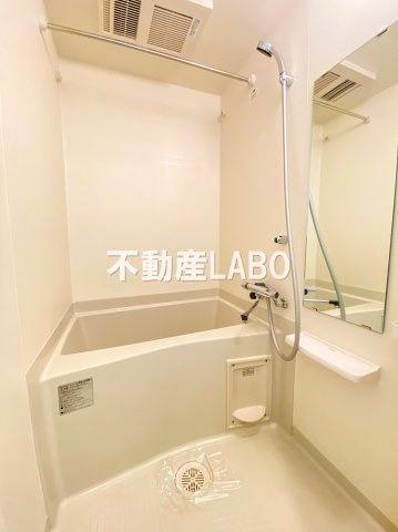 プレサンスOSAKADOMECITYワンダーの浴室