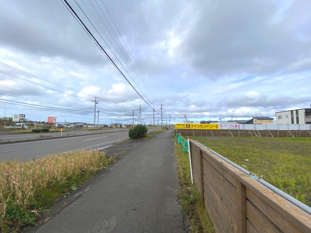東陽大通西2　売土地Ⅰの前面道路含む現地写真|国道44号線に面した整形地