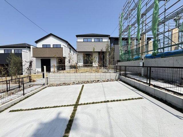 Terrechez天白区土原2期｜名古屋市の戸建ならホームアップの駐車場|並列2台駐車可能