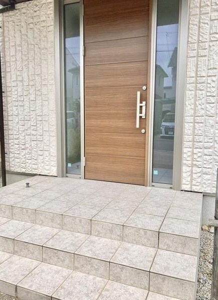 前熊一ノ井戸建（１－２７３）のエントランス