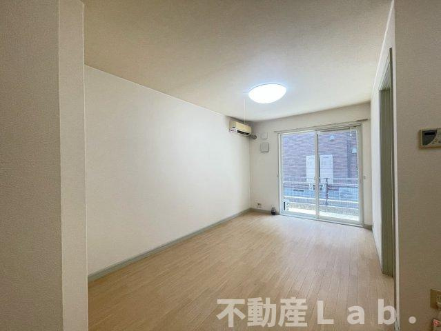 エミスフェールの居間・リビング