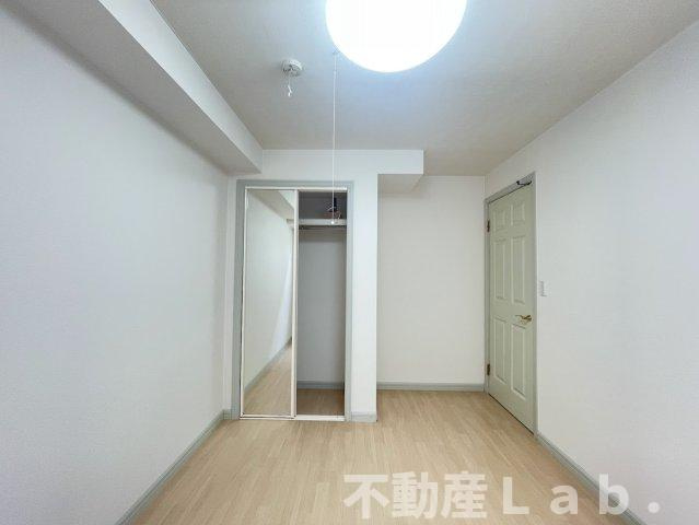 エミスフェールの洋室