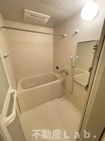 エミスフェールの浴室