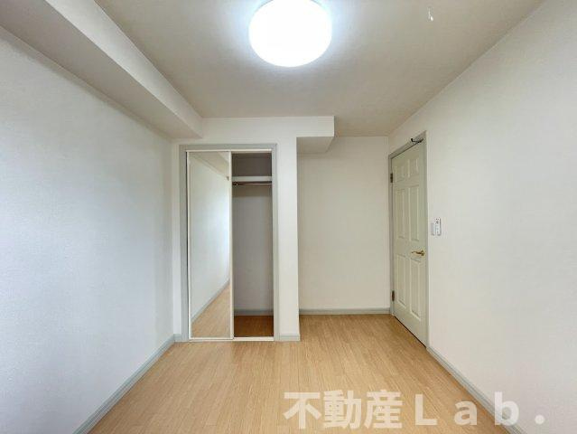 エミスフェールの洋室