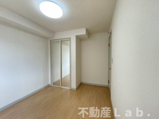 エミスフェールの洋室