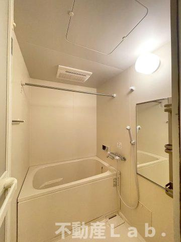 エミスフェールの浴室