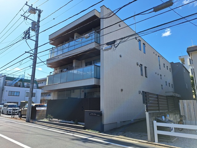 （シニア限定）ヘーベルVillage武蔵野城山通りの外観|６０歳以上限定！旭化成施工シニア向賃貸マンション