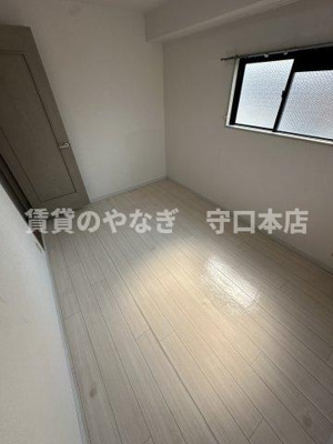 【洋室】 | メゾンサーバン