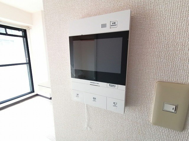 神戸市兵庫区中道通１丁目の賃貸マンションのセキュリティ|TV付インターフォン