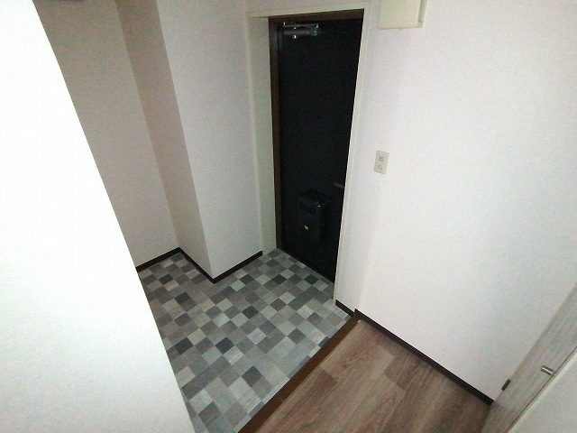 神戸市兵庫区中道通１丁目の賃貸マンションの玄関|玄関