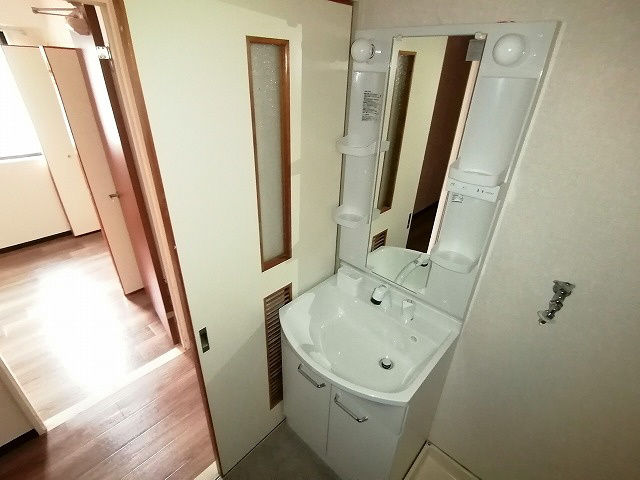 神戸市兵庫区中道通１丁目の賃貸マンションの洗面所|シャンプードレッサー