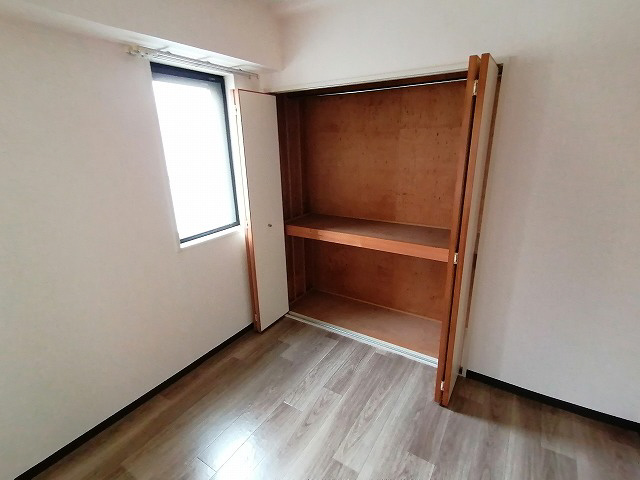 神戸市兵庫区中道通１丁目の賃貸マンションの収納|クローゼット
