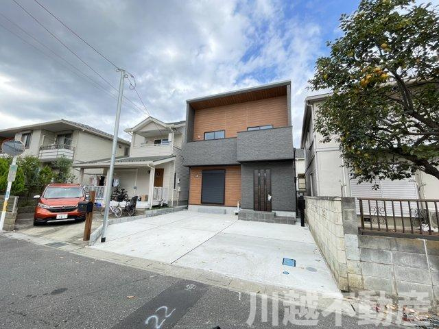 玄関ドアスマートキー対応、大型洗面化粧台付き