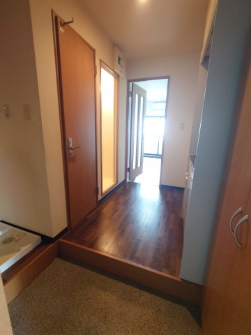 指扇駅前プラザ2の玄関