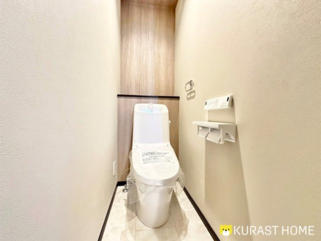 京都市伏見区久我御旅町　新築戸建のトイレ|1階トイレ