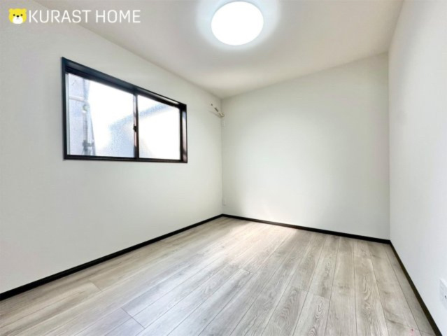 京都市伏見区久我御旅町　新築戸建の洋室|6.0帖納戸