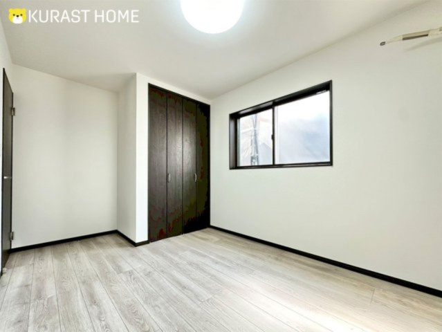 京都市伏見区久我御旅町　新築戸建の洋室|6.0帖納戸