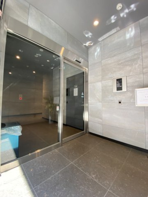 【エントランス】 | レグゼアゼスト横濱関内