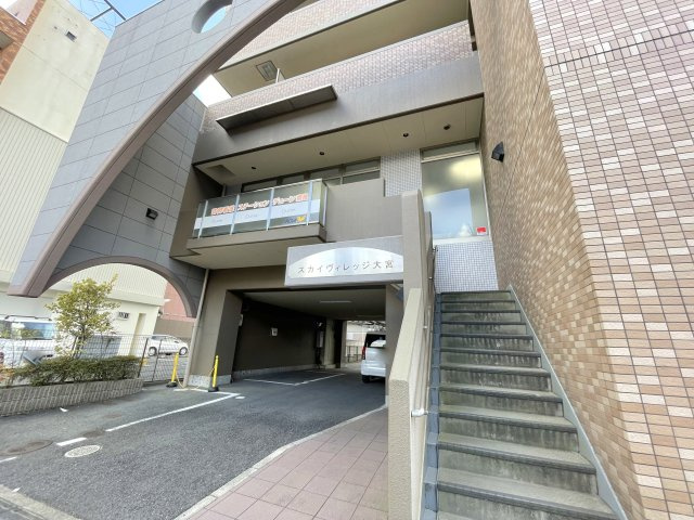 スカイヴィレッジ大宮のエントランス