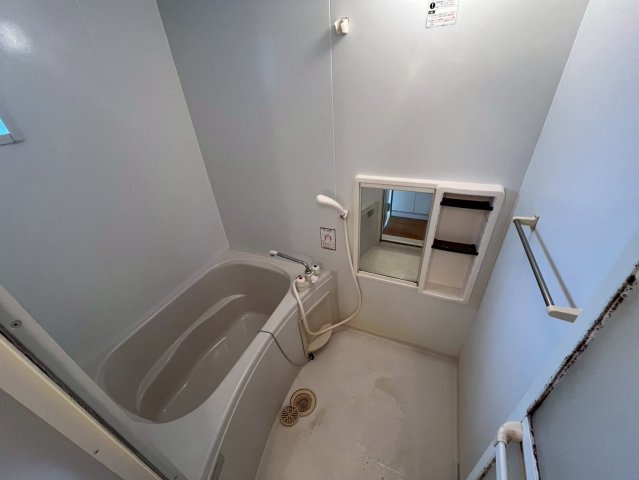 もみの木の浴室