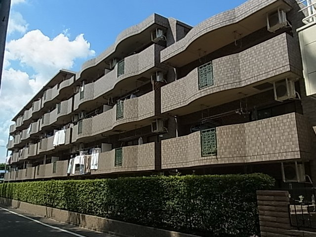 ヴィラ　カターラ