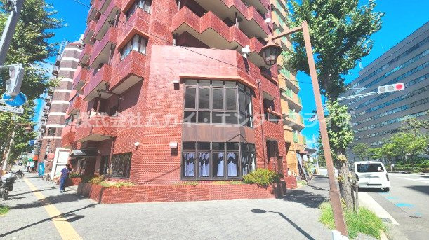 ライオンズマンション三宮磯上公園の外観|外はこのようになっています