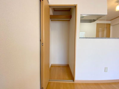 【収納】 | メゾン上原Ⅱ | ※別部屋の写真です、現状優先になります