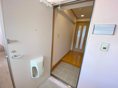 【玄関】 | メゾン上原Ⅱ | ※別部屋の写真です、現状優先になります