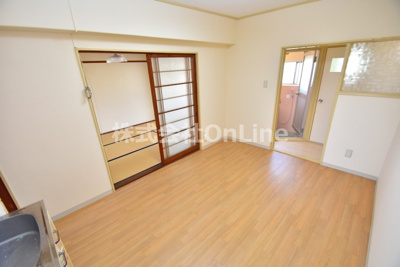 【洋室】 | 菱屋西ハウス