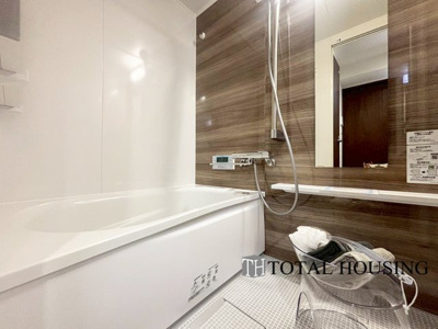 【浴室】 | セザール札幌 | 乾燥機付きの浴室は雨の日でも洗濯物が干せるので、忙しい共働きのご家庭では大活躍です。