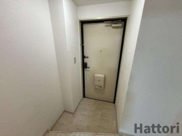 第二福井マンションの玄関