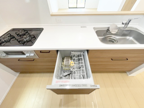 『八王子市新築戸建て』八王子市北野台4-1281-34【仲介手数料無料】のキッチン|～仲介手数料無料☆八王子ひなた不動産～　八王子市北野台　新築戸建て