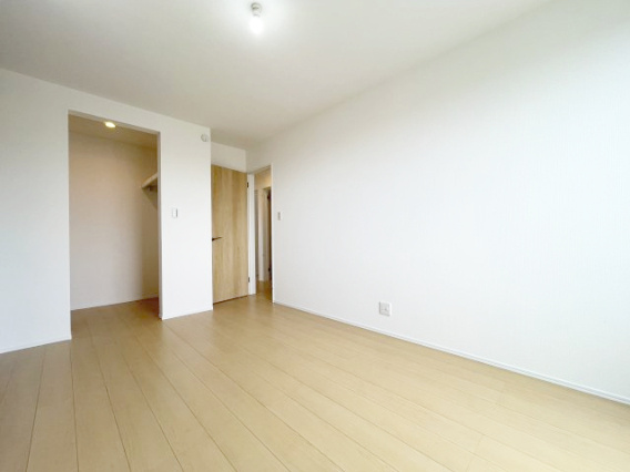 『八王子市新築戸建て』八王子市北野台4-1281-34【仲介手数料無料】の洋室|～仲介手数料無料☆八王子ひなた不動産～　八王子市北野台　新築戸建て