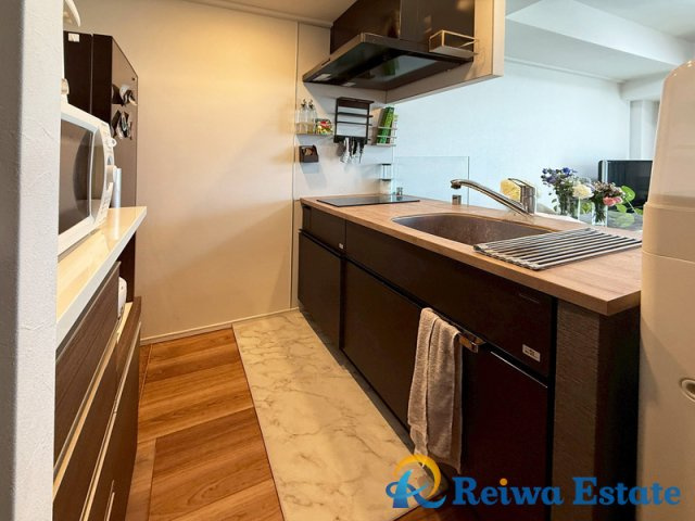 パレステージ茅ヶ崎Ⅱのキッチン|お掃除のしやすいIHクッキングヒーター♪