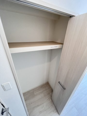 大阪市城東区中央１丁目の賃貸マンションの収納