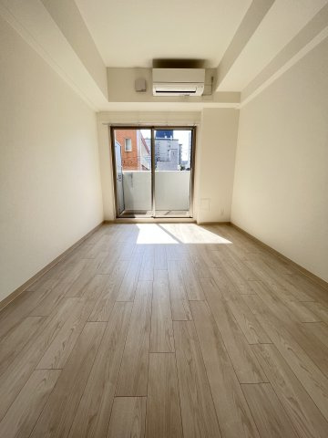 大阪市城東区中央１丁目の賃貸マンションの居間・リビング