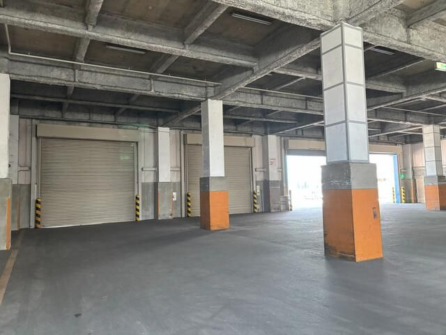 イマス住吉浜町倉庫の内装