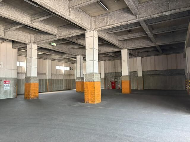 イマス住吉浜町倉庫の内装