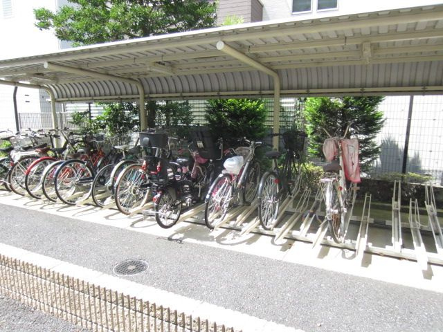 グランヴァン中野江古田のその他共用部分|駐輪場☆