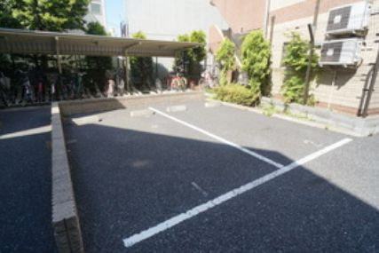 グランヴァン中野江古田の駐車場|駐車場♪