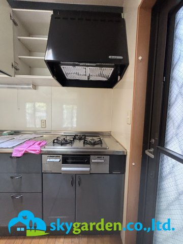 小田原市中村原　中古戸建のキッチン