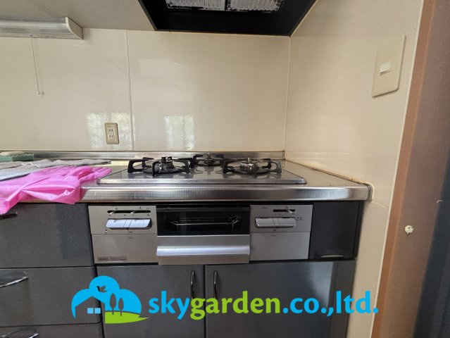 小田原市中村原　中古戸建のキッチン