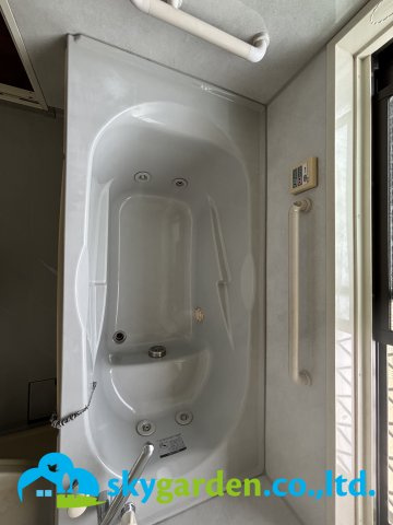 小田原市中村原　中古戸建の浴室