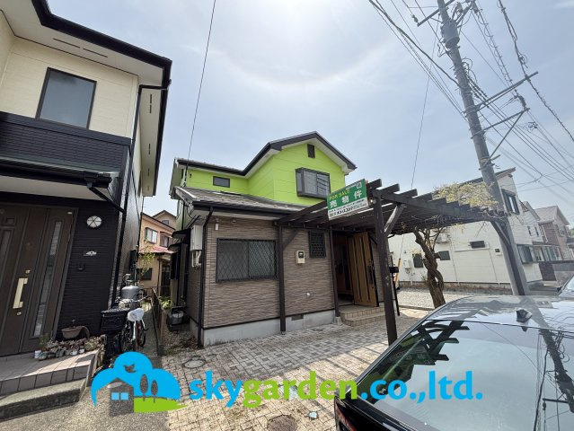 小田原市中村原　中古戸建の外観